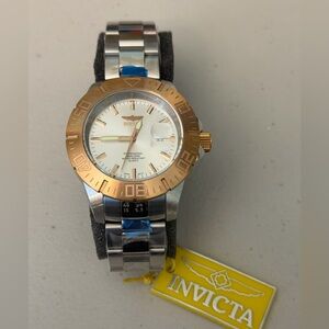 New INVICTA Pro Diver Men’s Watch Model 14049